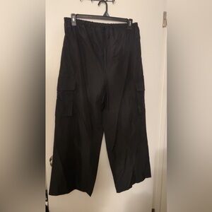 Women’s black pants